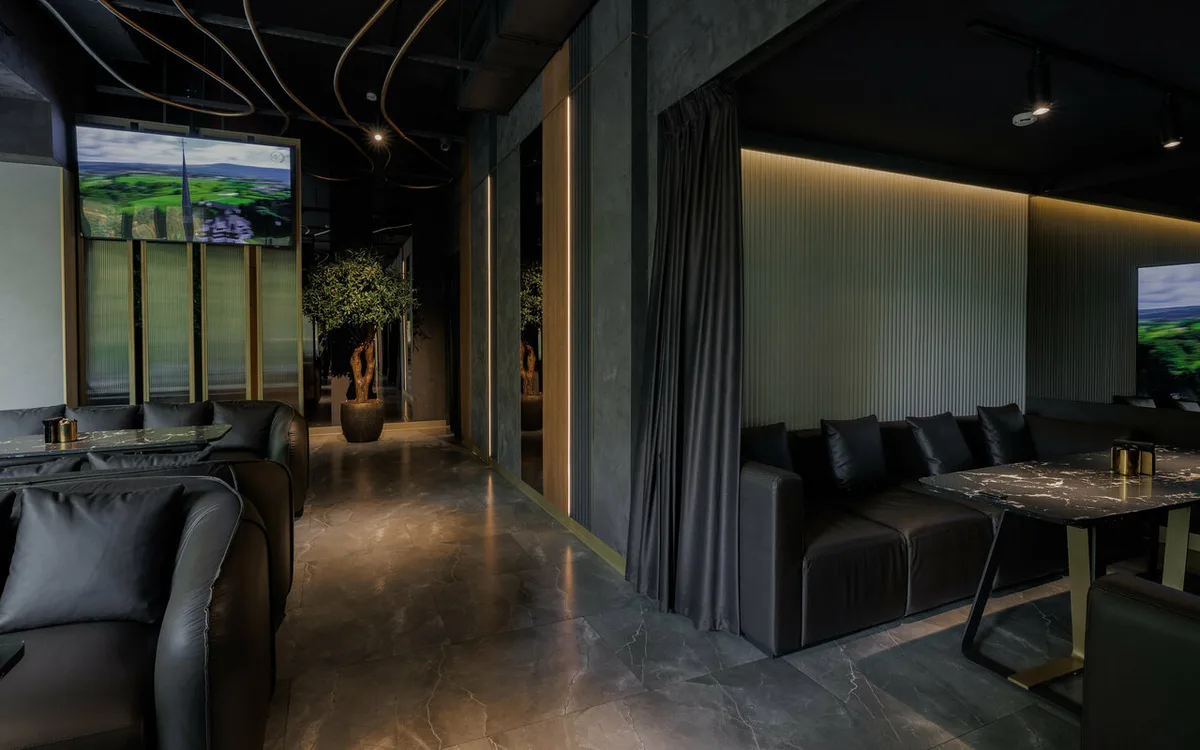 Hide Lounge