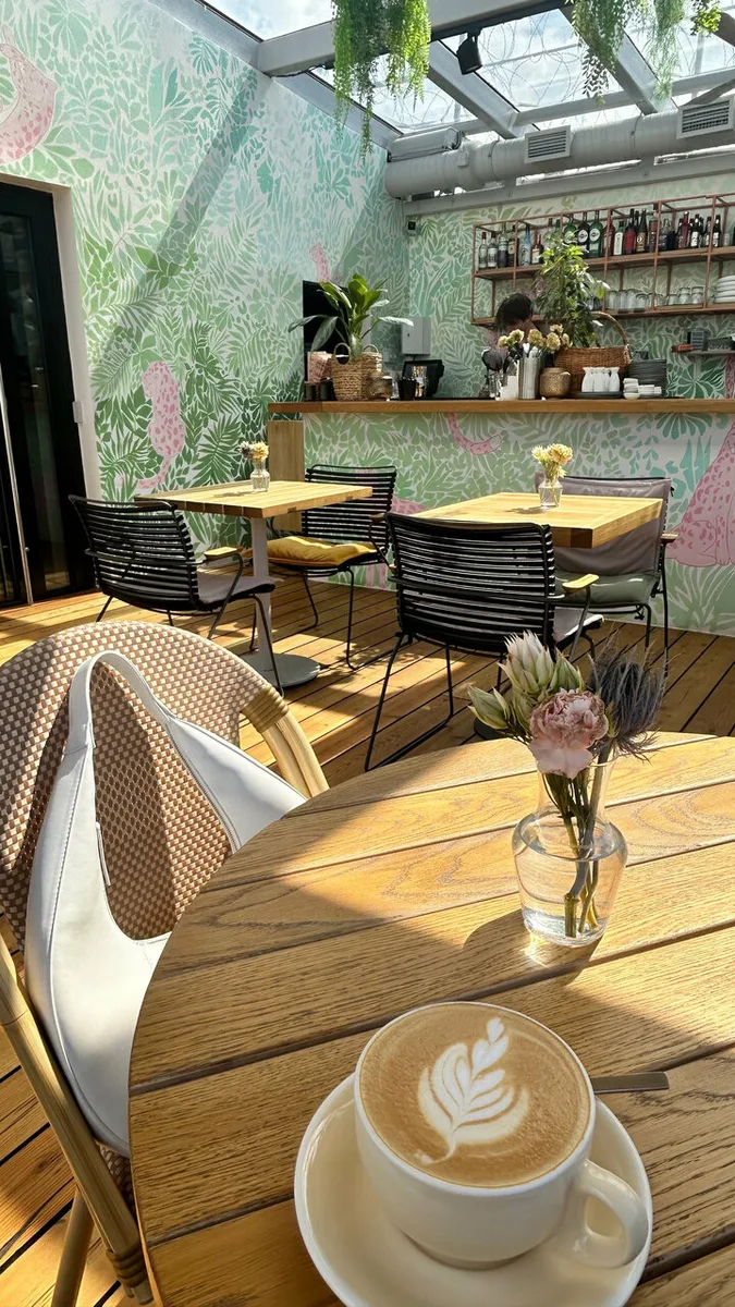 Jungle Garden cafe