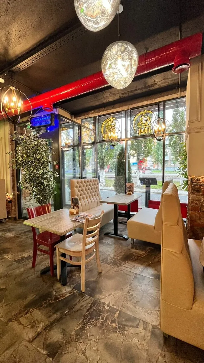 Cafe for friends